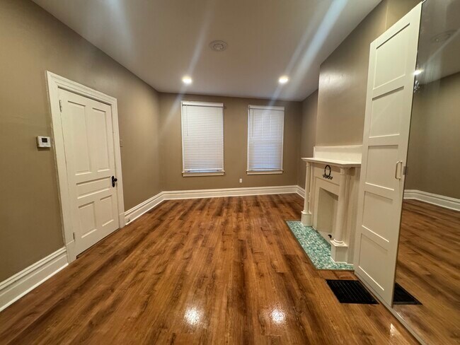 Foto del edificio - 1626 Lowrie St