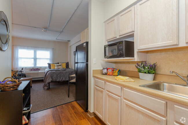 Studio, 1BA - 336 SF- Kitchen - Yugo Greenville Campus Towers