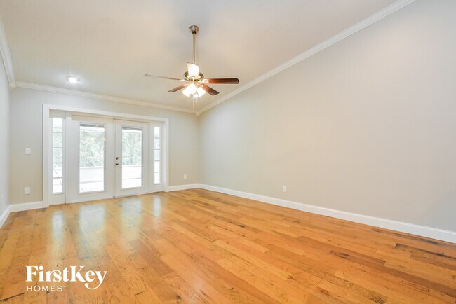 Building Photo - 1069 Dees Dr