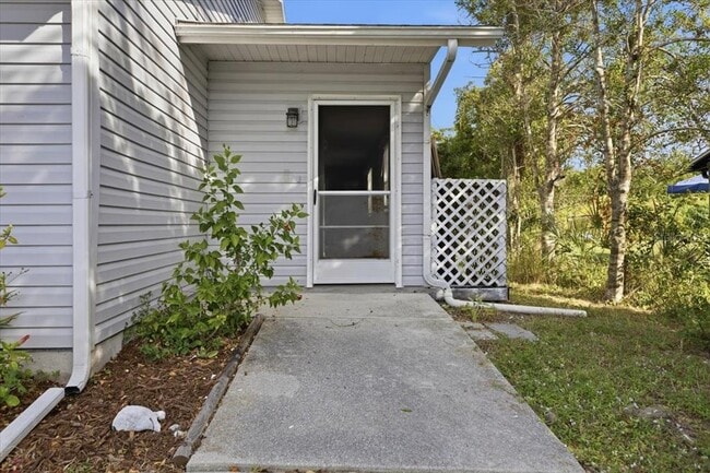 Building Photo - 10340 Kidron Ave