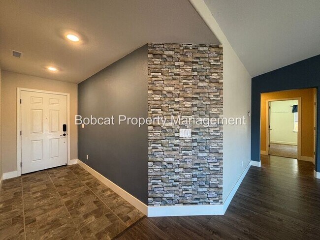 Foto del edificio - 6515 Copper Mountain Dr