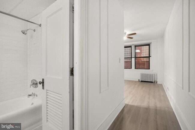 Foto del edificio - 1324 Locust St
