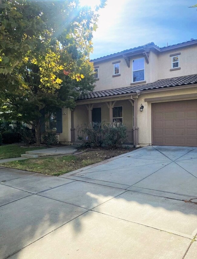 Building Photo - 1240 Avignon Dr