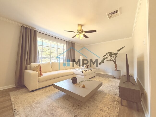 Building Photo - 1706 Lexington Ave