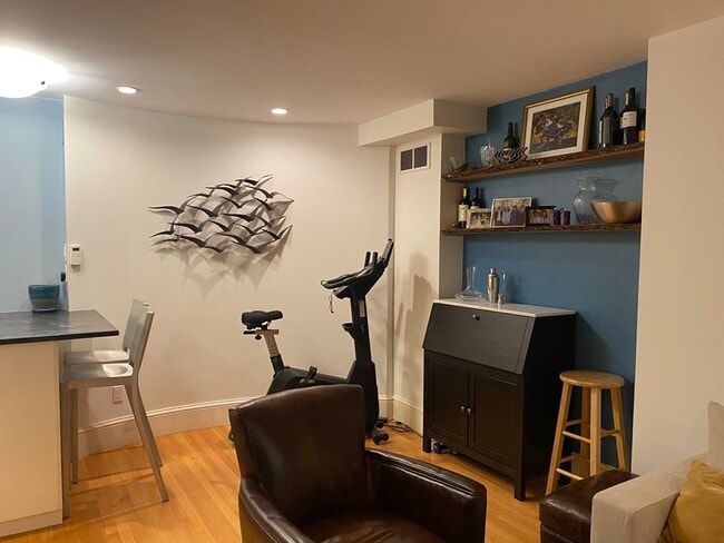 Foto del edificio - 89 Warren Ave