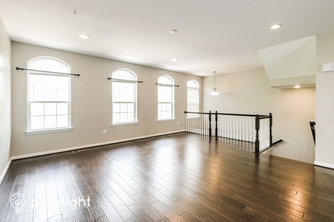 Building Photo - 15618 Monksilver Bnd