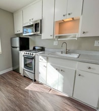 Building Photo - 1714 Grismer Ave