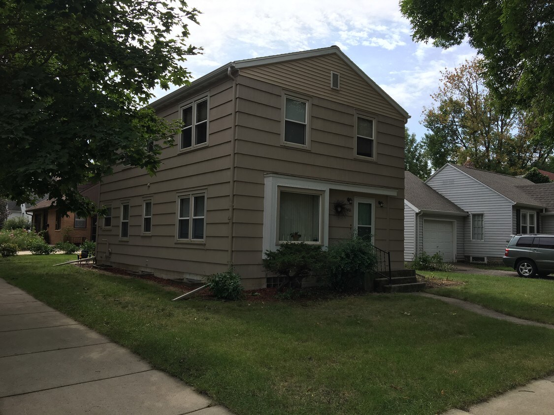 Primary Photo - 1731 N 2nd St