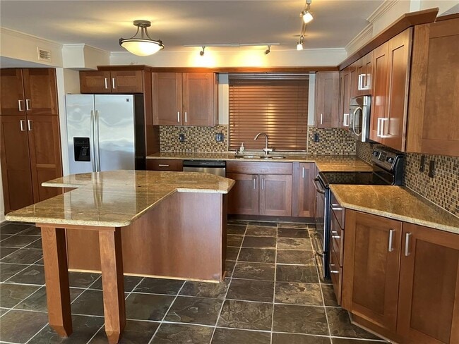 Foto del edificio - 201 W Laurel St