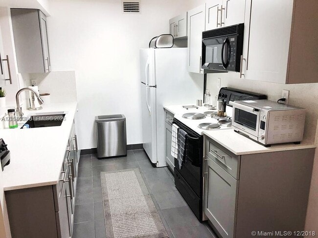 Foto del edificio - 4671 NW 97th Ct