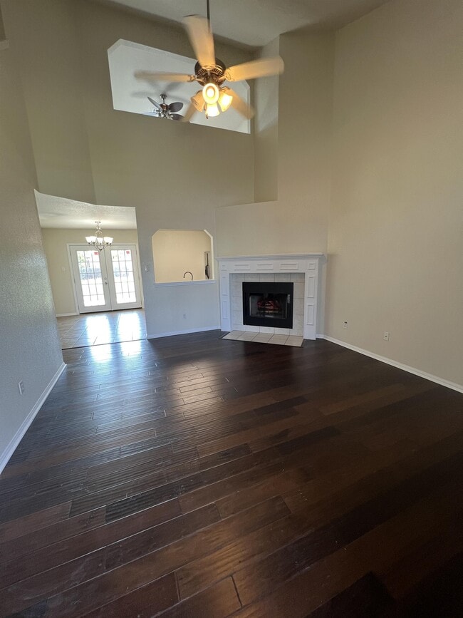 Building Photo - 3304 John Porter Dr