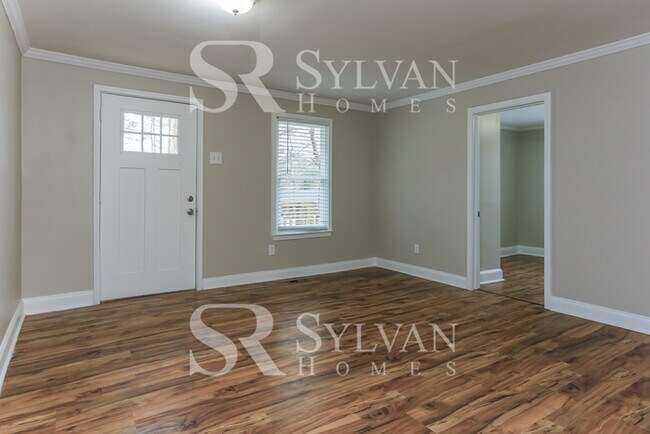 Building Photo - Enjoy living the good life in this 3 bedro...