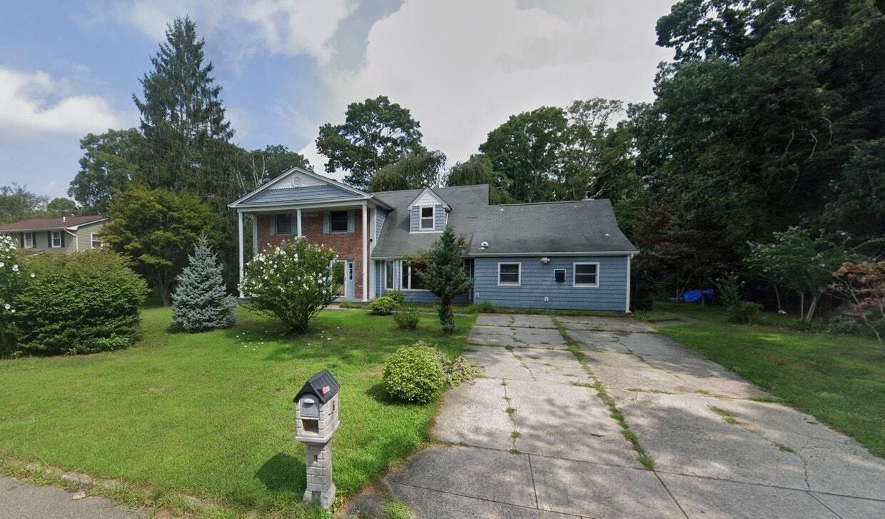 Primary Photo - 5 Weede St