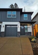 Building Photo - 6953-6955 Talloc Ave SE