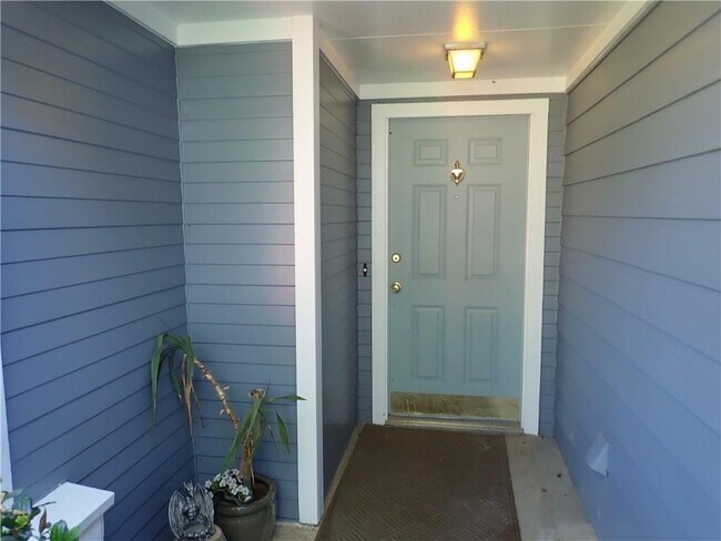 Building Photo - 1305 Blakeney Lane, Austin, TX 78753 - 3 B...