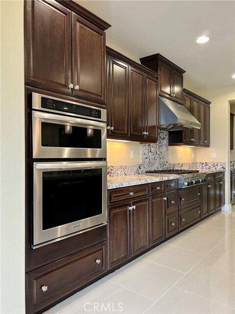 Foto del edificio - 22356 Windriver Ct