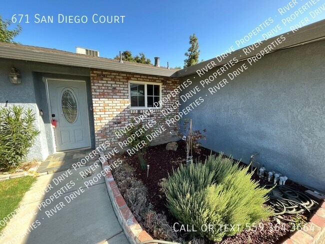 Building Photo - North Merced With Pool!!
