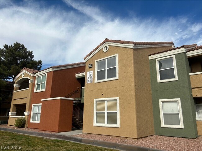 Building Photo - 8101 W Flamingo Rd