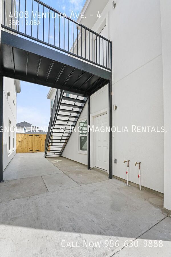 Building Photo - 4008 Ventura Ave