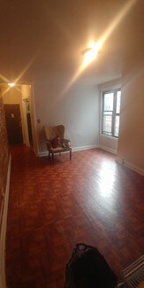 Foto del edificio - 258 W 117th St