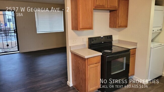 Foto del edificio - 2537 W Georgia Ave
