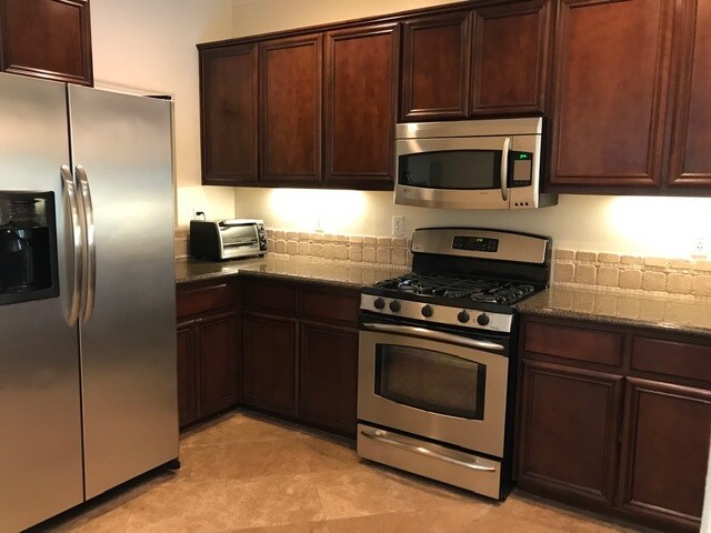 Foto del edificio - 10715 Camarillo St