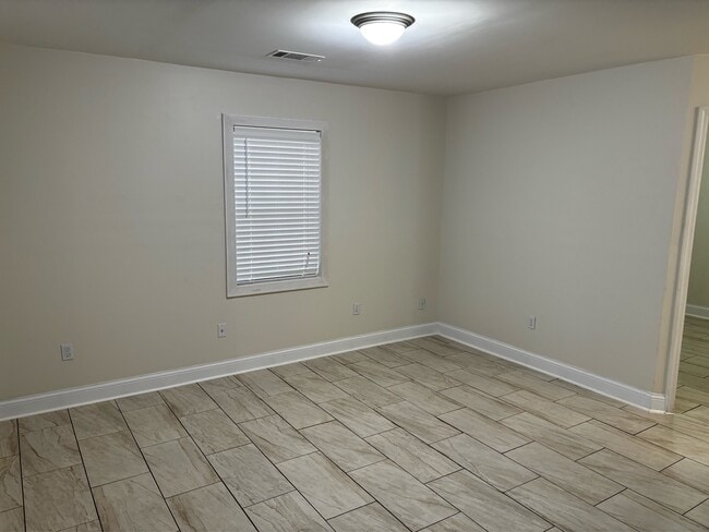 Building Photo - 130 Ralph Quarterman Dr