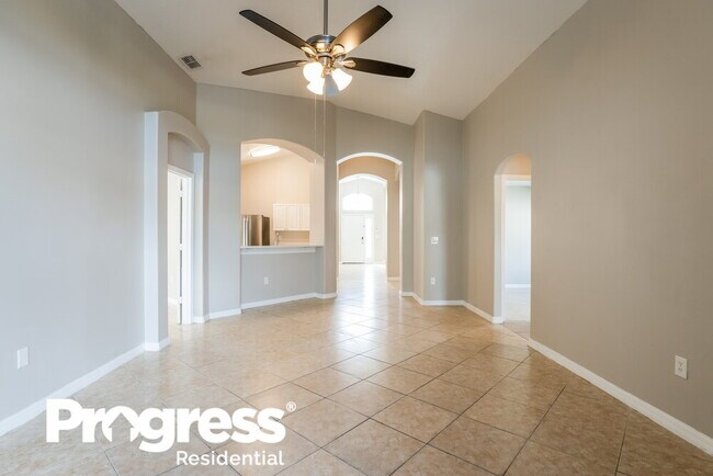 Foto del edificio - 7640 Hidden Cypress Dr