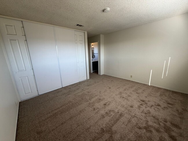 Building Photo - 612 Wigeon Way