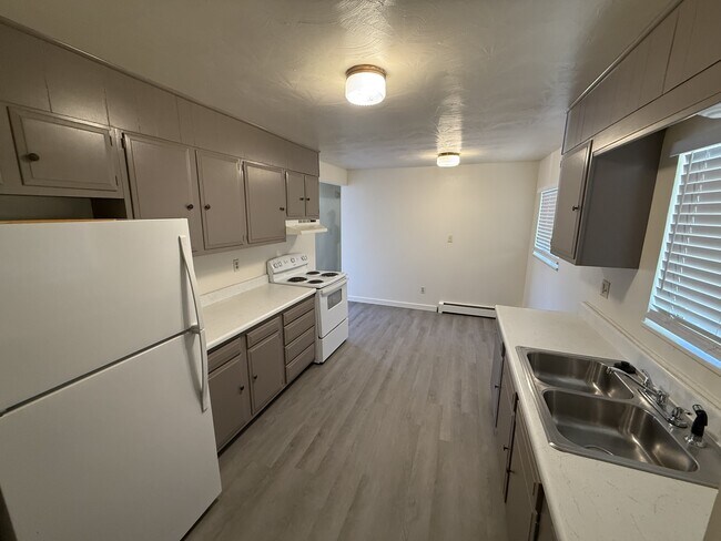 Foto del edificio - 1231 Pleasant Acres Dr