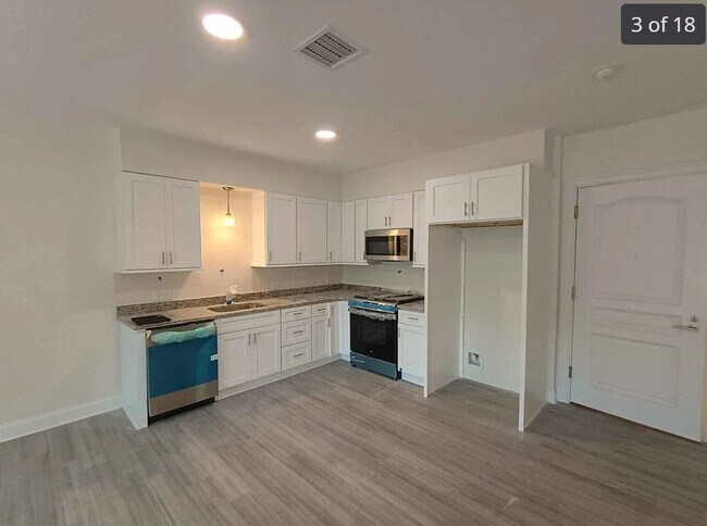 Photo - 10 Franklin Ave Apartment