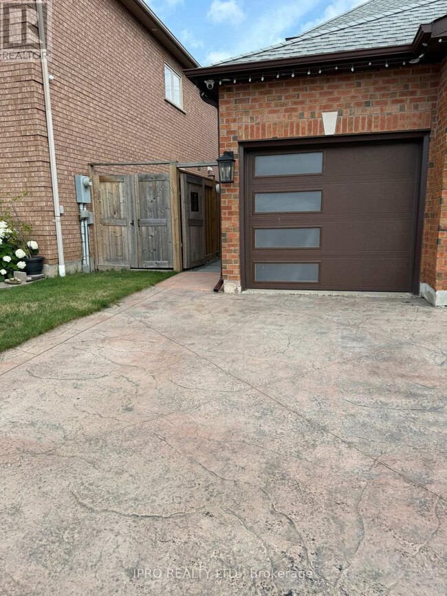 Building Photo - 5434 Turney Dr