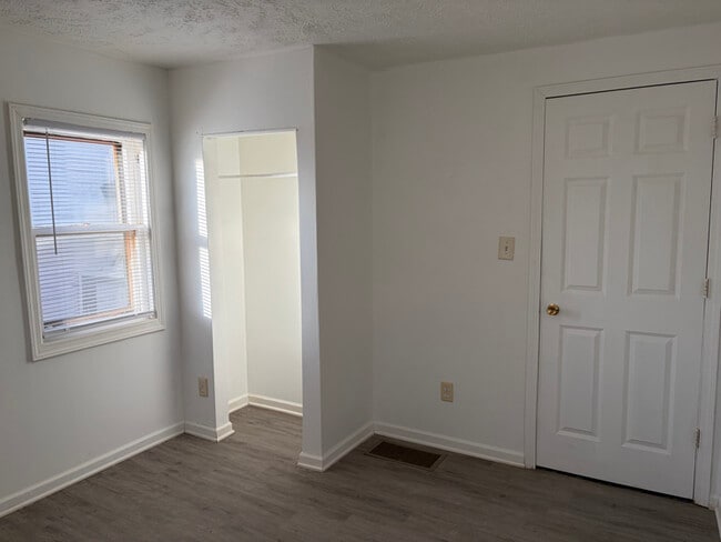 Building Photo - 3110 Vine St