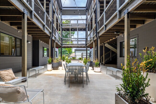 Patio - Millhouse