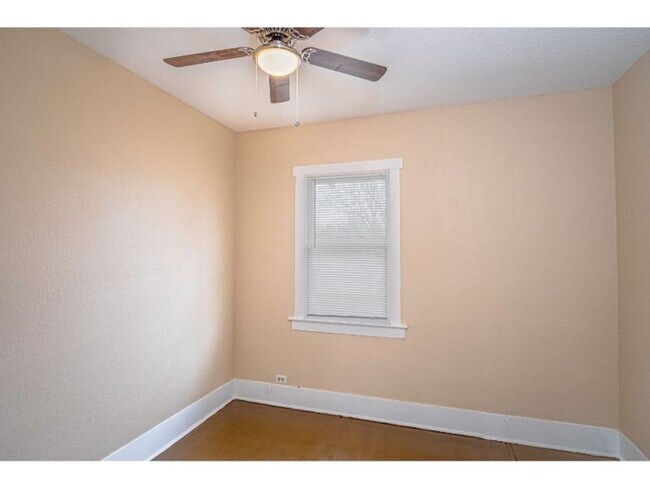 Foto del edificio - Nice 3 BR Rental Near Downtown