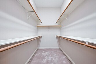 Building Photo - 5547 Cranston Ct