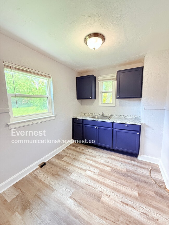 Building Photo - 15836 Coyle St