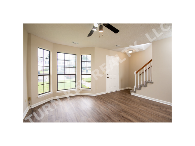 Building Photo - Townhouse for rent in Grayson Valley **ACC...