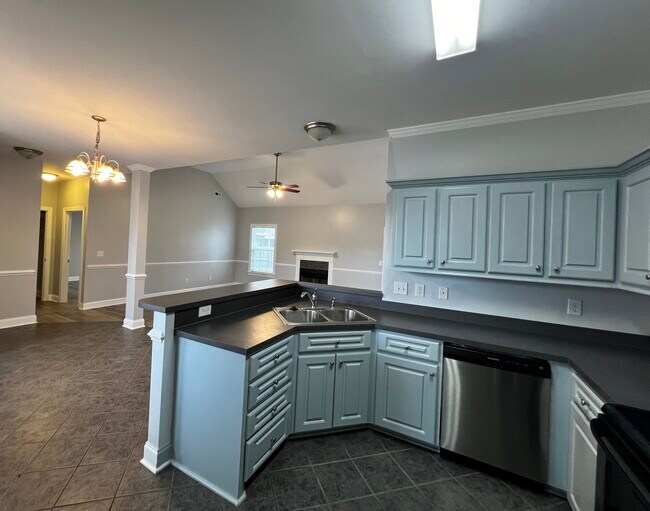 Foto del edificio - 7753 Eagle Lake Rd