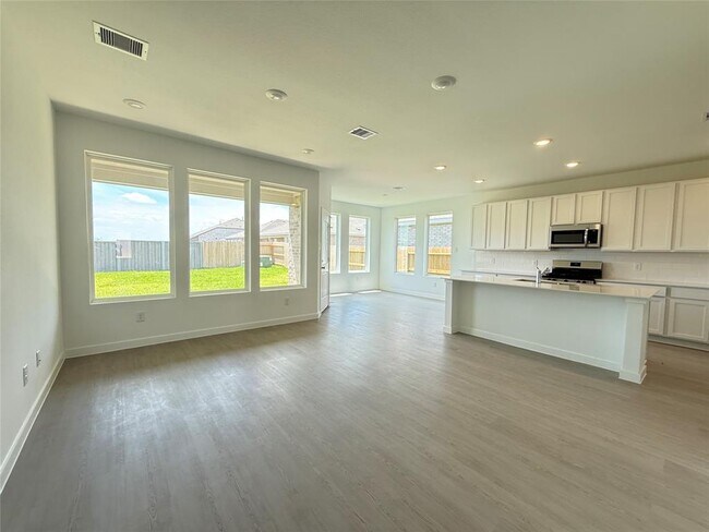 Foto del edificio - 16535 Mesquite Fld Dr