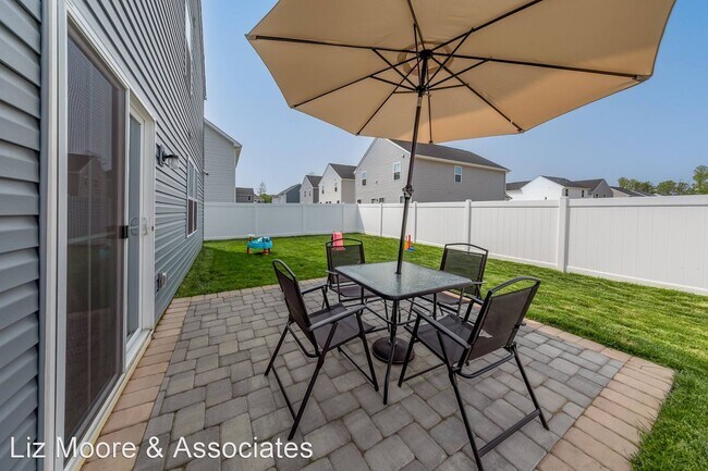 Foto del edificio - 4 br, 2.5 bath House - 1405 Marquis Parkway