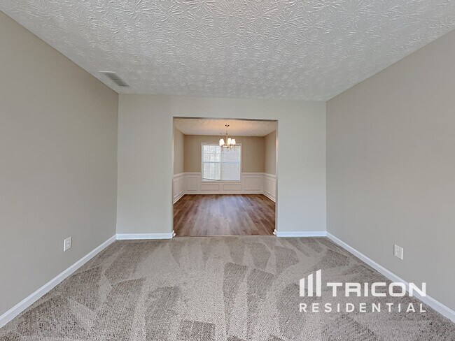 Building Photo - 65 Cascade Court Covington GA