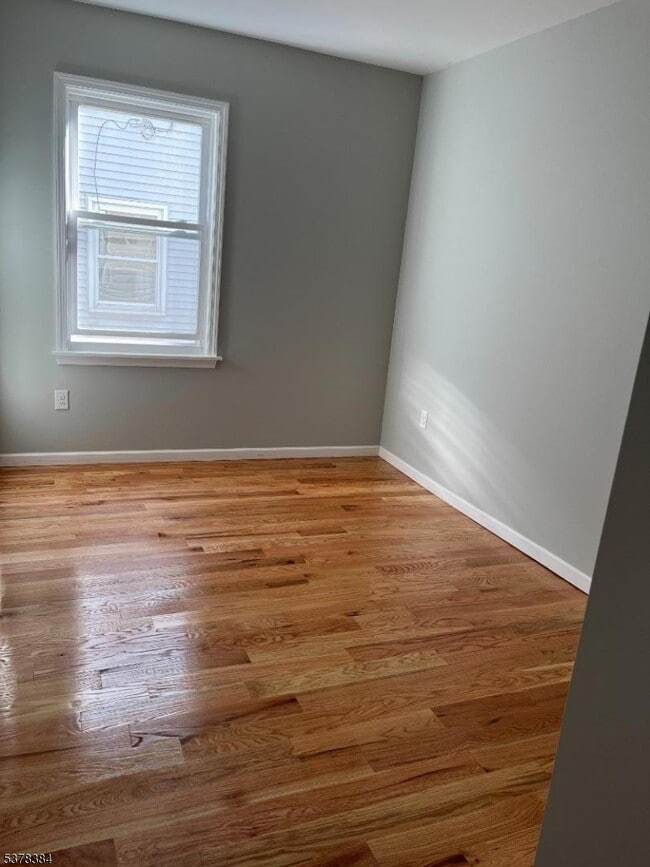 Building Photo - 433 Rosehill Pl