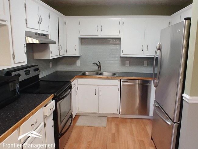 Building Photo - Spacious, Updated 3 Bedroom Home on the West Side of Town. Schedule a Showing Today!