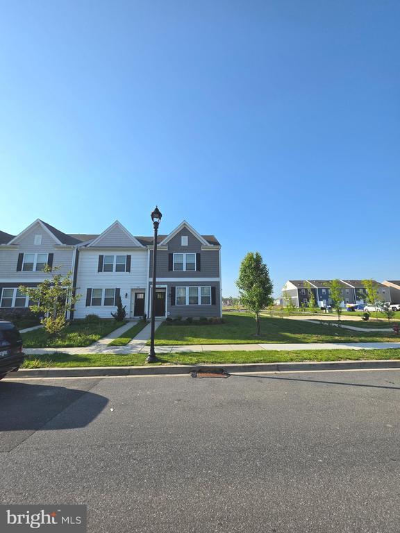 Foto del edificio - 424 Ridgely Blvd