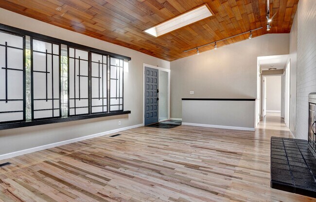 Foto del edificio - 5bd/2.75ba Shoreline House