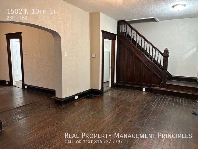 Foto del edificio - Spacious, Completely Remodeled Townhouse i...