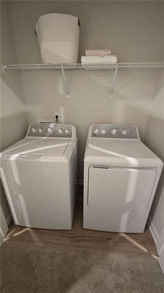 Foto del edificio - 12 Downing Dr