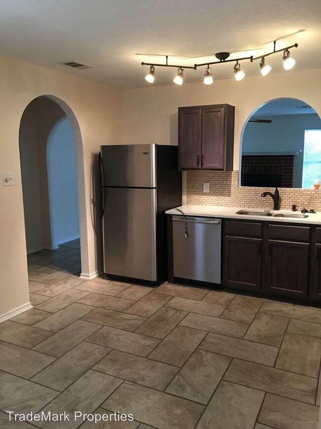 Foto del edificio - 3 br, 2 bath House - 3803 Frigate