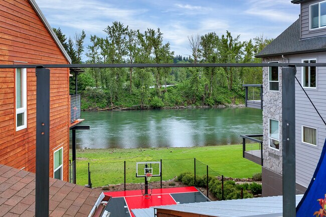 View from across the street - 352 W Clackamas Blvd